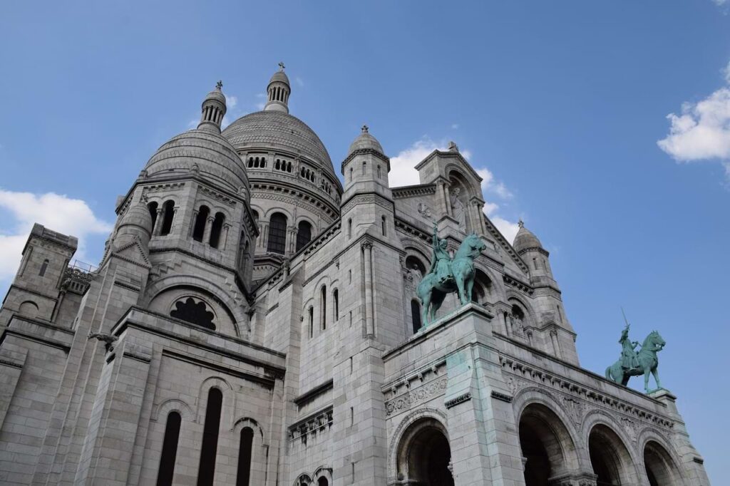 Montmartre paris top attractions 2024